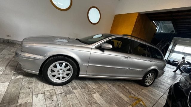 Jaguar X-Type 2.0D cat Wagon Executive NON FUNZIONANTE - foto 4 di 4