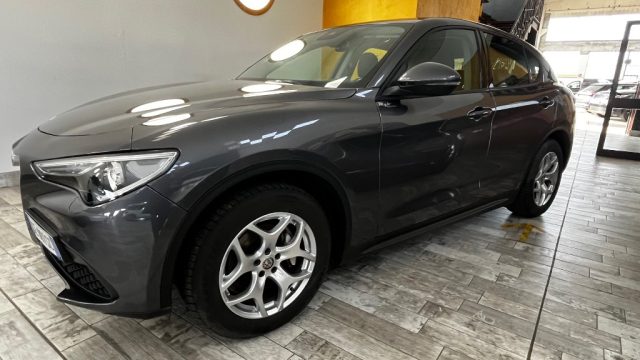 Alfa Romeo Stelvio 2.2 Turbodiesel 190 CV AT8 Q4 Business- PREZZO VER - foto 3 di 4