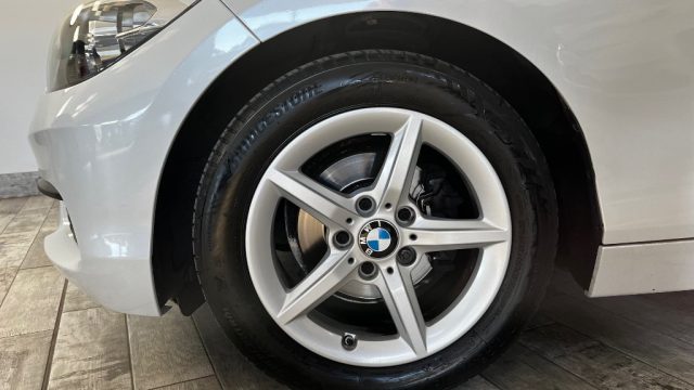 BMW 118 d 5p. Advantage - foto 3 di 4