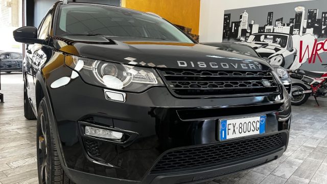 Land Rover Discovery Sport 2.0 eD4 150 CV 2WD - foto 2 di 4