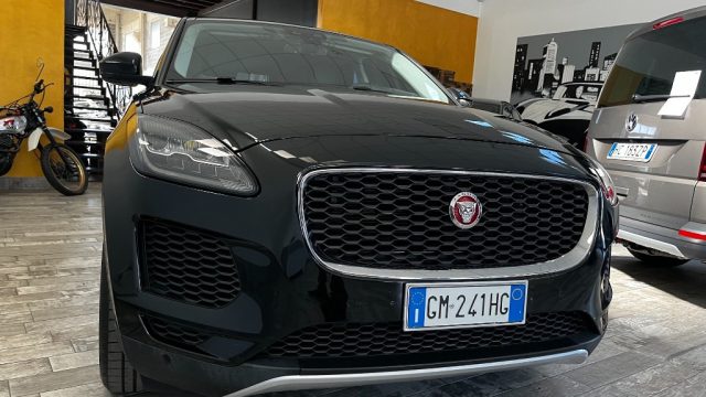Jaguar E-Pace 2.0D 150 CV AWD aut. R-Dynamic - foto 2 di 4