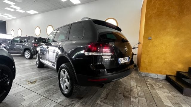 Volkswagen Touareg 2.5 R5 TDI DPF tip. Km72260-uniprop.-tagliandi - foto 4 di 4