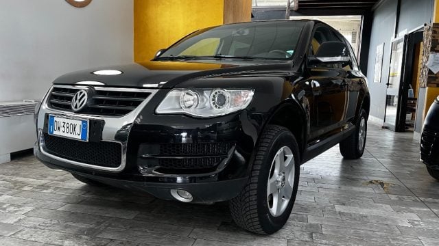 Volkswagen Touareg 2.5 R5 TDI DPF tip. Km72260-uniprop.-tagliandi, del 2009, 72.260 km, in vendita a Borgo San Dalmazzo (CN)