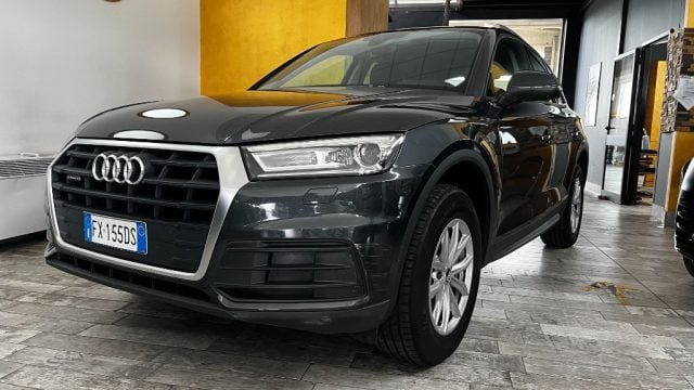 Audi Q5 35 TDI quattro S tronic Business Sport usato a BORGO SAN DALMAZZO