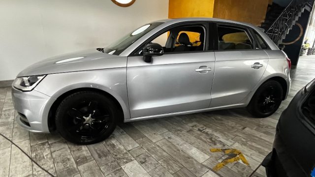 Audi A1 1.0 TFSI ultra S tronic Design- unicoproprietario - foto 3 di 15