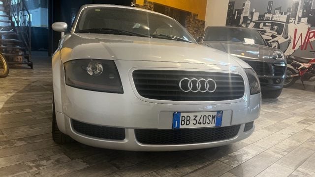 Audi TT Coupé 1.8 T 20V 179 CV cat - foto 2 di 4