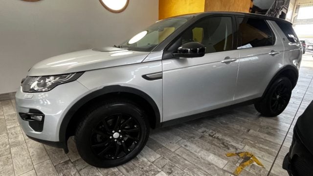 Land Rover Discovery Sport 2.0D I4-L.Flw 150 CV AWD Auto HSE - foto 3 di 4