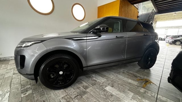 Land Rover Range Rover Evoque 2.0D I4-L.Flw 150 CV AWD Auto S - foto 3 di 4