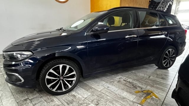 Fiat Tipo 1.6 Mjt S&S DCT SW Lounge- PREZZO VERO NO FINANZ. - foto 3 di 4