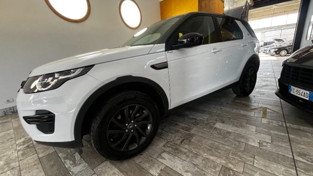 Land Rover Discovery Sport 2.0 eD4 150 CV 2WD SE - foto 3 di 4