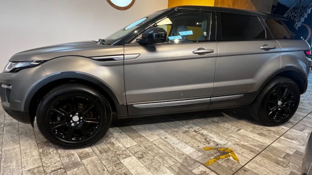 Land Rover Range Rover Evoque 2.0 TD4 150 CV 5p. SE - foto 3 di 4