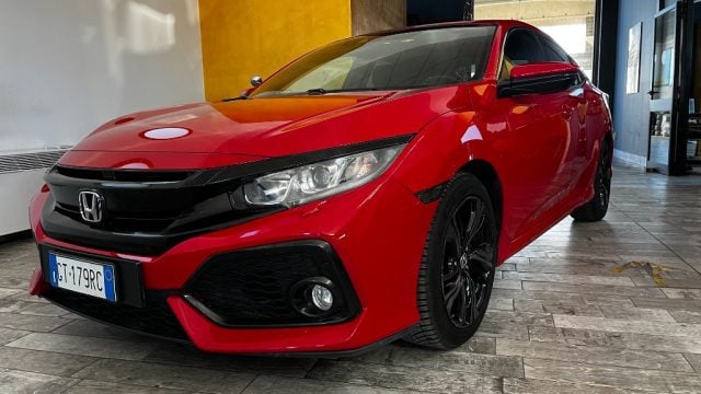Honda Civic 1.6 5 porte aut. Executive Premium, del 2018, 99.898 km, in vendita a Borgo San Dalmazzo (CN)