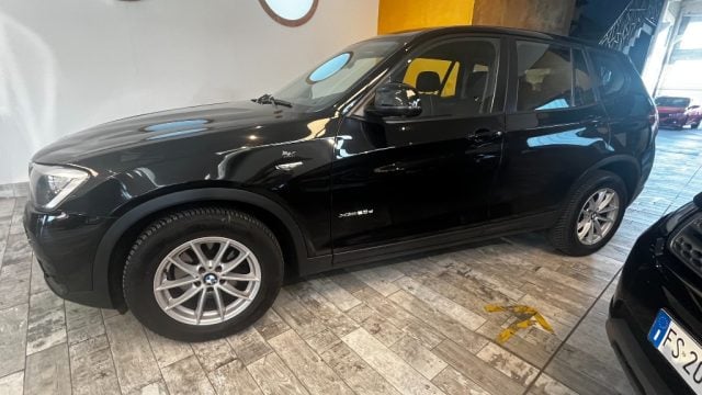 BMW X3 xDrive20d - foto 3 di 4
