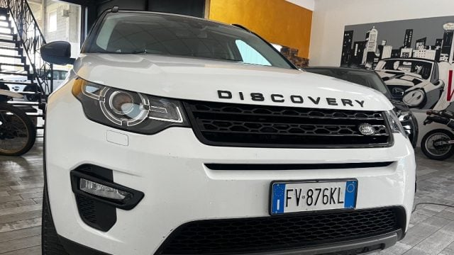 Land Rover Discovery Sport 2.0D I4-L.Flw 150 CV AWD Auto- GANCIO TRAINO - foto 2 di 4