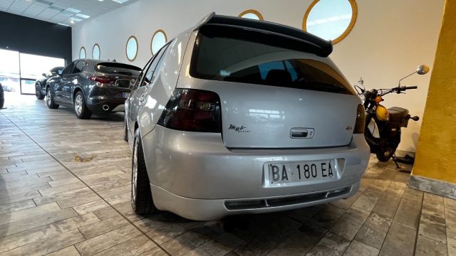 Volkswagen Golf 1.8 turbo 20V cat 5p. GTI - foto 4 di 4