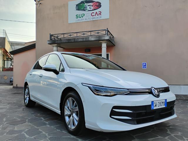 Volkswagen Golf 2.0 TDI 115 CV SCR Life usato a MONSELICE