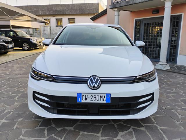 Volkswagen Golf 2.0 TDI 115 CV SCR Life usato a MONSELICE