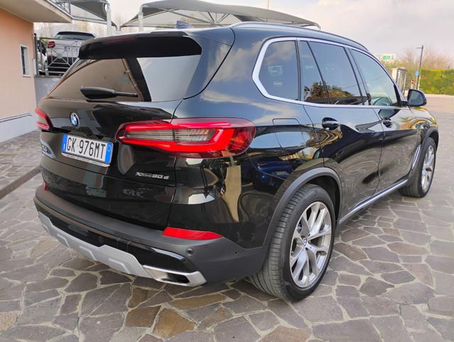 BMW X5 xDrive30d 48V xLine - foto 3 di 4