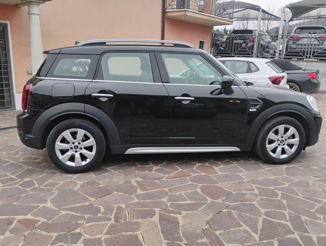 MINI Countryman 2.0 Cooper D Business Countryman - foto 2 di 4