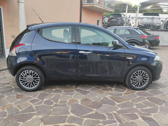 Lancia Ypsilon 1.3 MJT 16V 95 CV 5 porte S&S Gold - foto 2 di 4