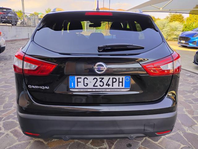 Nissan Qashqai 1.5 dCi Tekna - foto 4 di 4