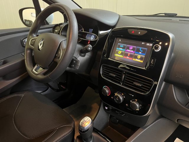 Renault Clio Sporter TCe 12V 90CV Start&Stop Energy Zen - foto 4 di 4