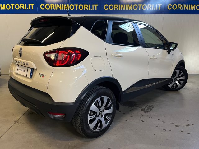 Renault Captur dCi 8V 90 CV EDC Sport Edition - foto 2 di 4