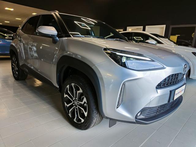 Toyota Yaris Cross 1.5 Hybrid 130 CV 5p.E-CVT Style Nuova!, del 2025, 1 km, in vendita a Torino (TO)