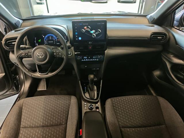 Toyota Yaris Cross 1.5 Hybrid 130 CV 5p.E-CVT Trend km0, del 2025, 1 km, in vendita a Torino (TO)