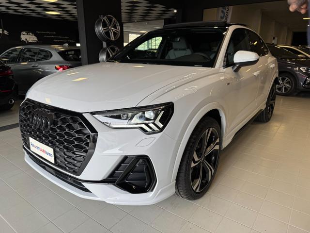 Audi Q3 SPB 40 TDI quattro S tronic S line edition - foto 3 di 64