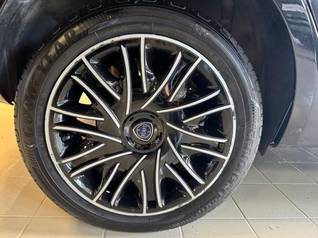 Lancia Ypsilon 1.0 FireFly 5 porte S&S Hybrid Gold usato a TORINO