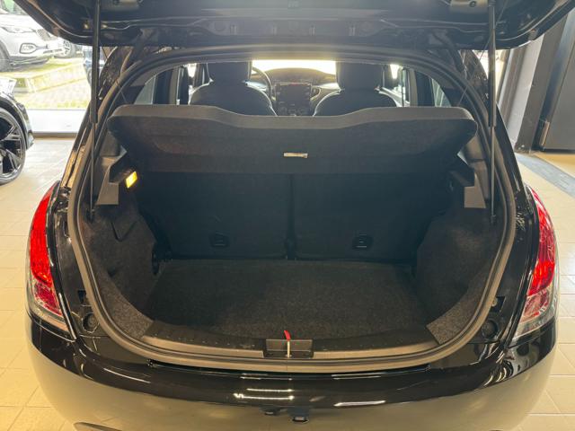 Lancia Ypsilon 1.0 FireFly 5 porte S&S Hybrid Gold usato a TORINO