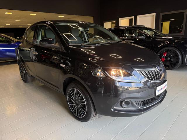 Lancia Ypsilon 1.0 FireFly 5 porte S&S Hybrid Gold usato a TORINO