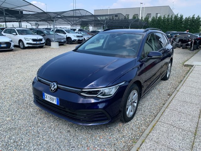 Volkswagen Golf Variant 2.0 TDI SCR DSG Life usato a ZINASCO