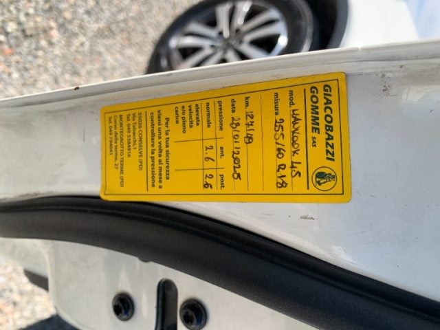 SsangYong Rexton W 2.0 Xdi 4WD A/T Top usato a ZINASCO
