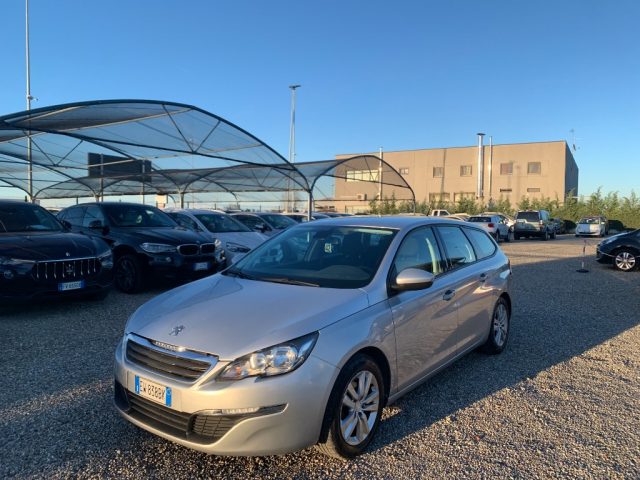 Peugeot 308 1.6 e-HDi 115 CV Stop&Start SW Business usato a ZINASCO