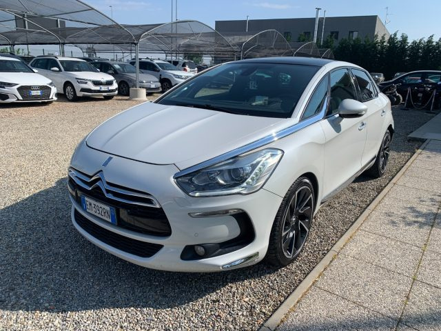 DS Automobiles DS 5 Hybrid4 airdream Pure Pearl usato a ZINASCO