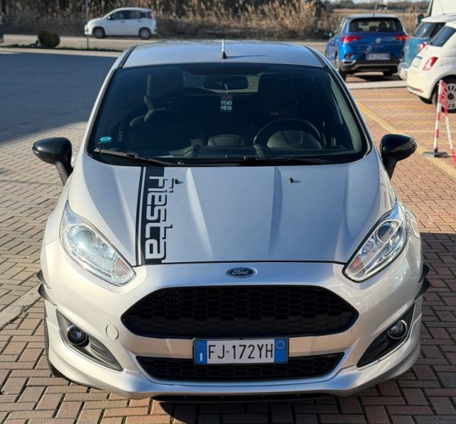 Ford Fiesta 1.5 TDCi 75CV 5 porte ST-Line - foto 2 di 4