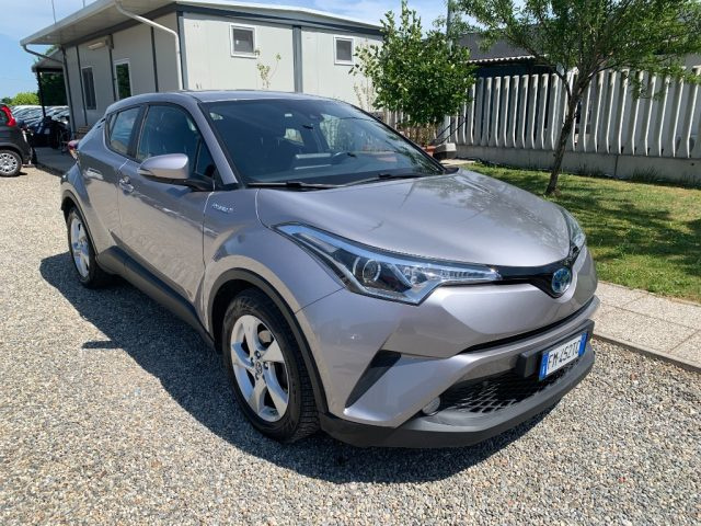 Toyota C-HR 1.8 Hybrid E-CVT Business - foto 3 di 4