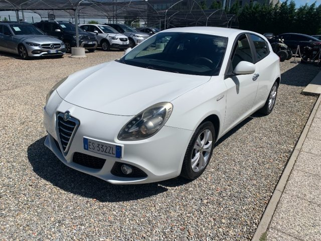 Alfa Romeo Giulietta 1.6 JTDm-2 105 CV Exclusive usato a ZINASCO