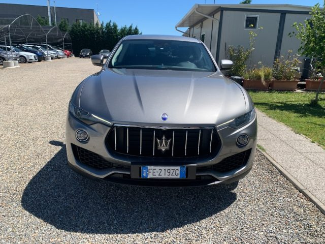 Maserati Levante V6 Diesel 275 CV AWD - foto 2 di 4