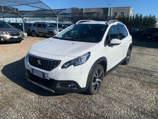 Peugeot 2008 1° serie PureTech Turbo 110 EAT6 S&S Black Matt usato a ZINASCO