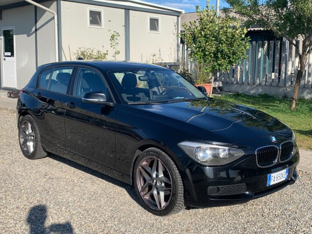 BMW 116 i 5p. Urban - foto 3 di 4
