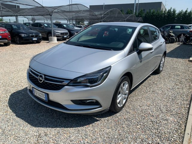 Opel Astra 1.4 Ecotec 5 porte Elective usato a ZINASCO