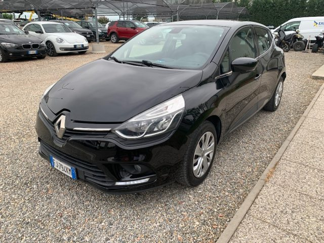 Renault Clio 1.2 75CV 5 porte Intens usato a ZINASCO