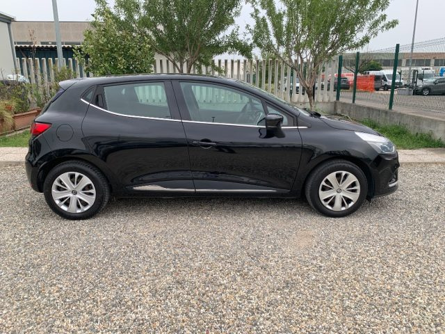 Renault Clio 1.2 75CV 5 porte Intens - foto 4 di 4