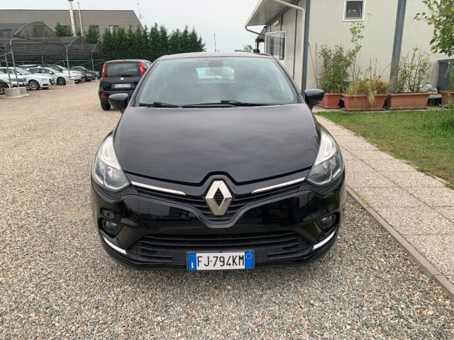 Renault Clio 1.2 75CV 5 porte Intens - foto 2 di 4