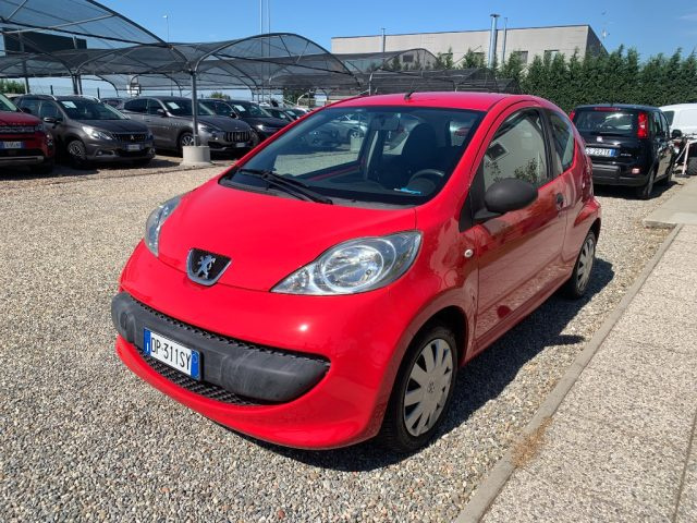 Peugeot 107 1.0 68CV 5p. Desir, del 2008, 100.000 km, in vendita a Zinasco (PV)