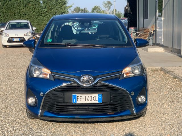 Toyota Yaris 1.3 5 porte Lounge - foto 2 di 19