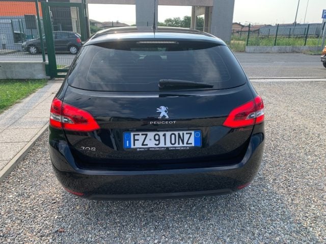 Peugeot 308 BlueHDi 130 S&S EAT8 SW Allure - foto 4 di 4